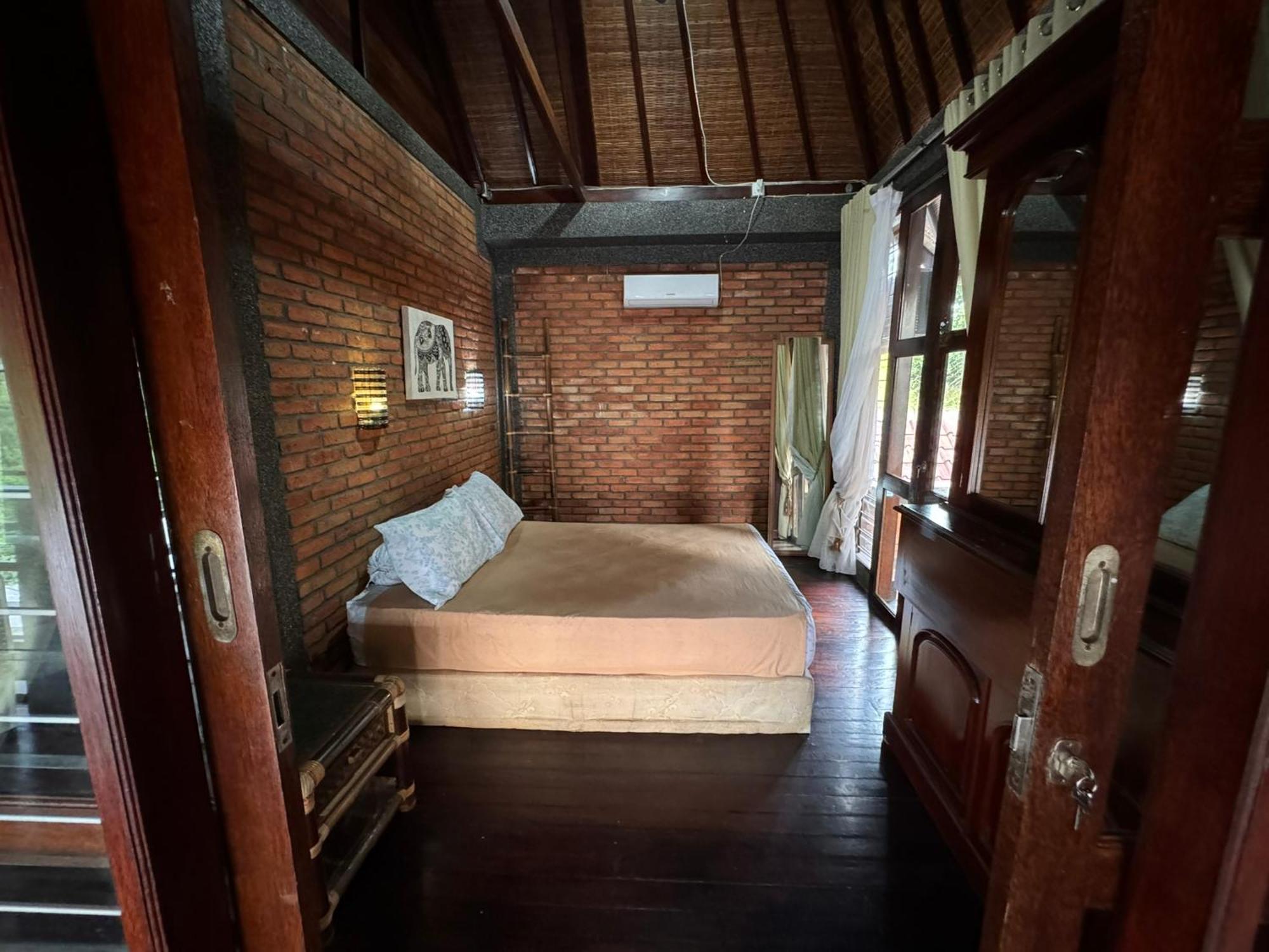 Giri Hill Homestay 누사두아 외부 사진