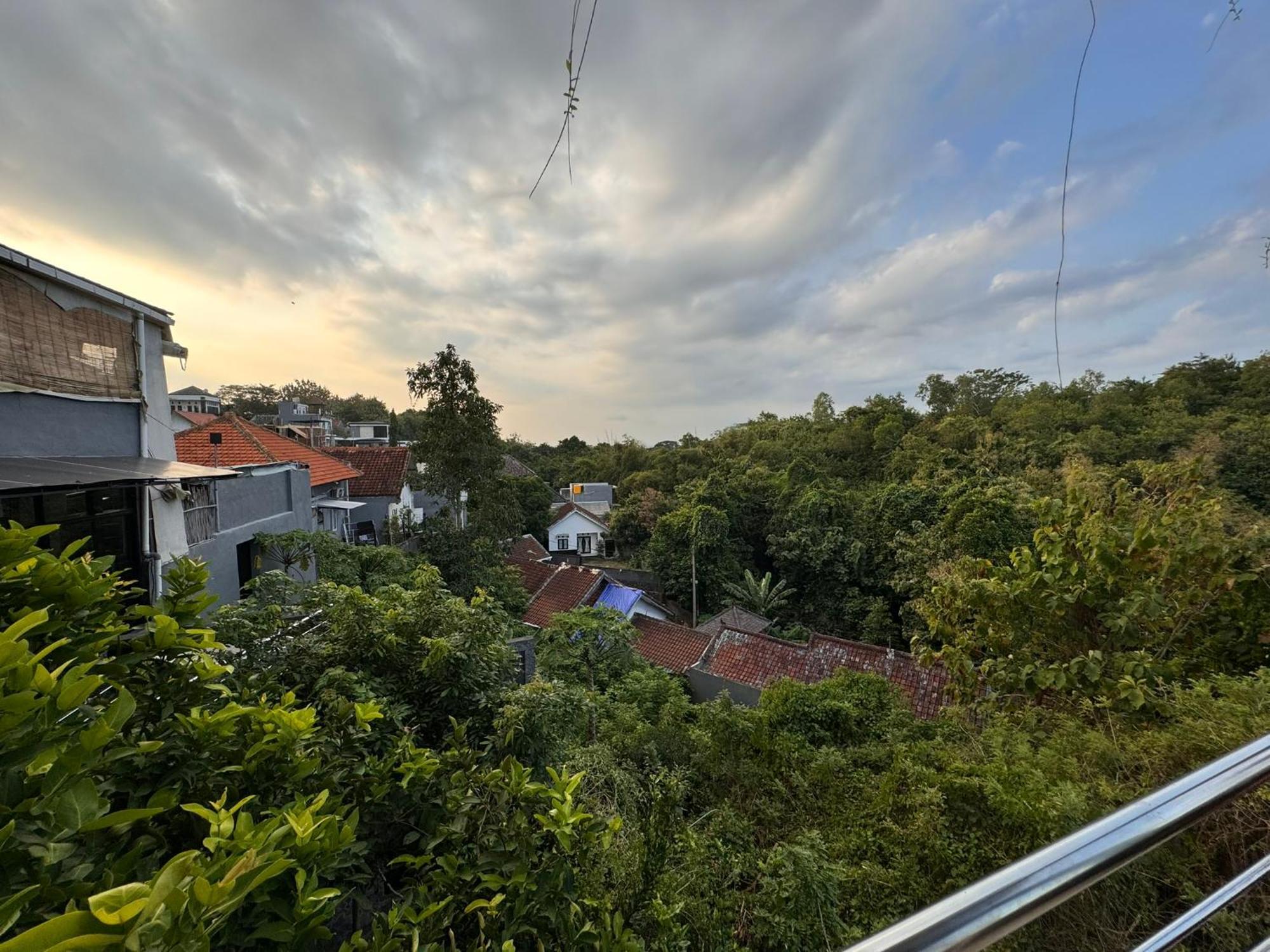 Giri Hill Homestay 누사두아 외부 사진