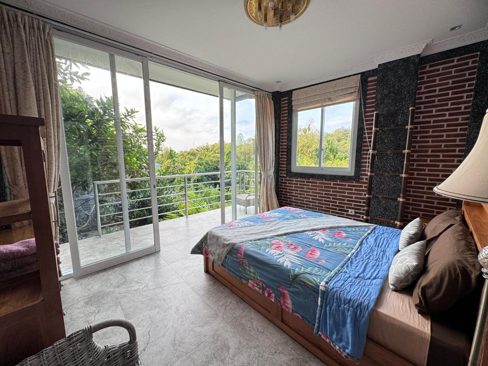 Giri Hill Homestay 누사두아 외부 사진